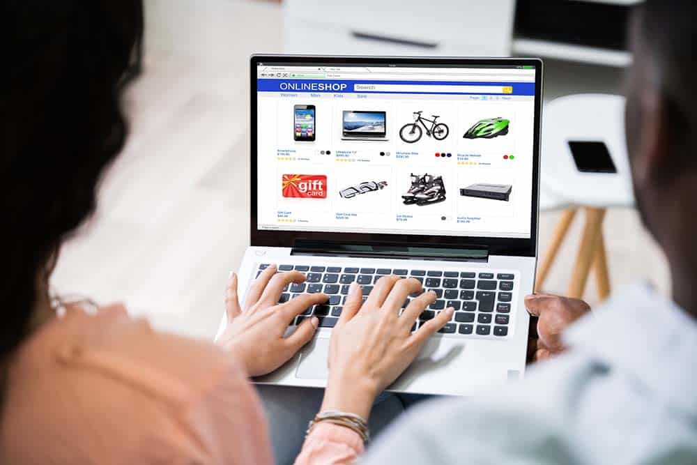 Image depicting the advantages of managed hosting for small businesses. Explore how Salterra's managed hosting can enhance your website's performance. Call us at (520) 214-3729 for personalized support.
